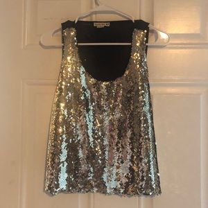 Double Zero Gold Sequence Top, size M